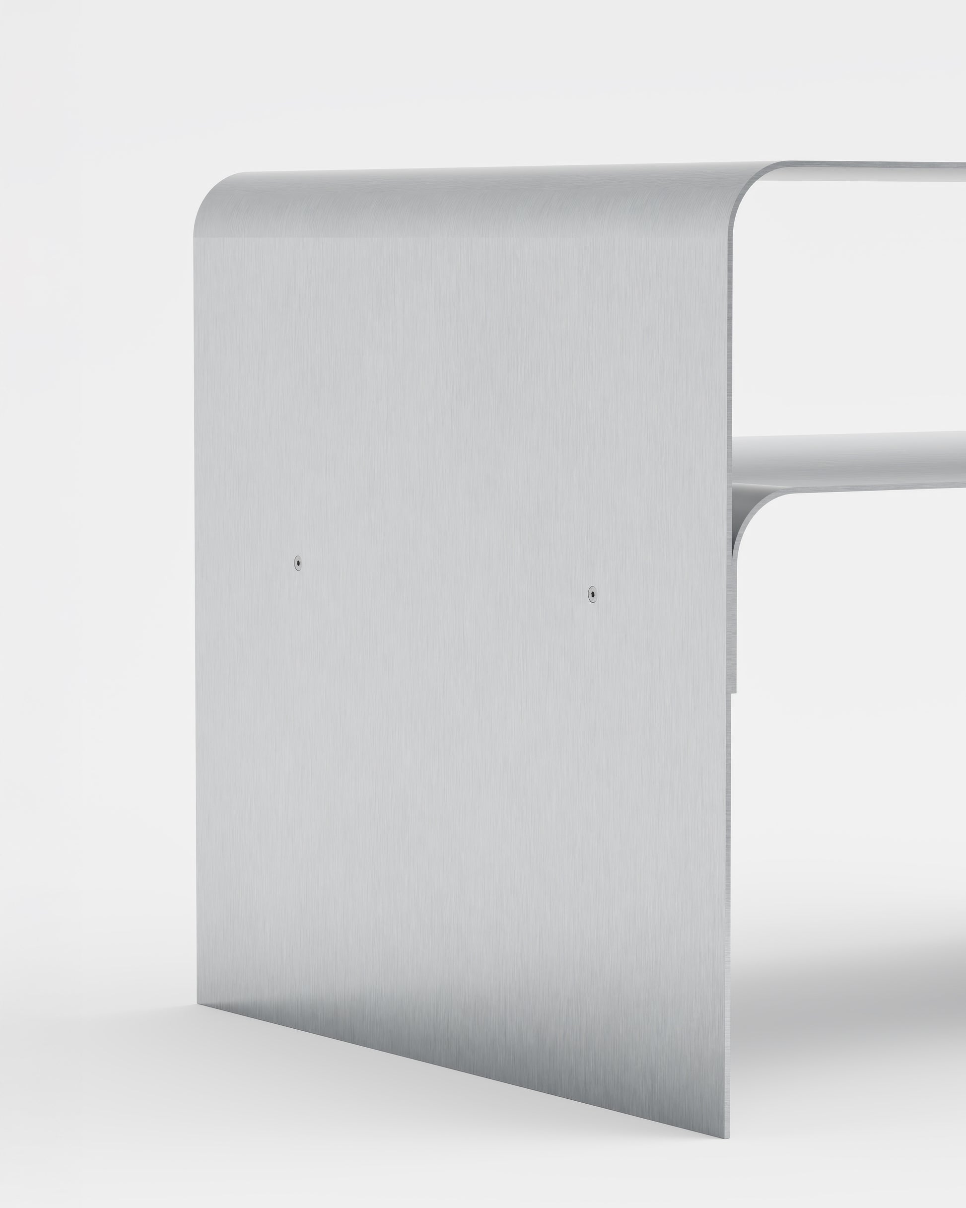 Aluminium sofabord med integreret opbevaring. Sofabord med opbevaring og ryddeligt udtryk.